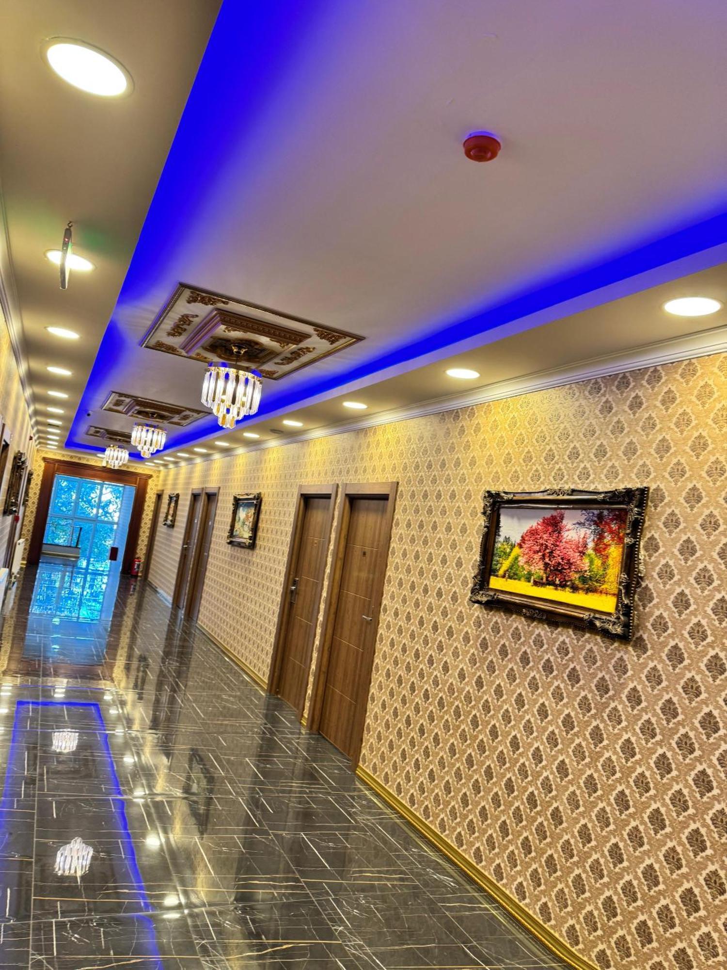 Grand Ararat Hotel Istanboel Buitenkant foto