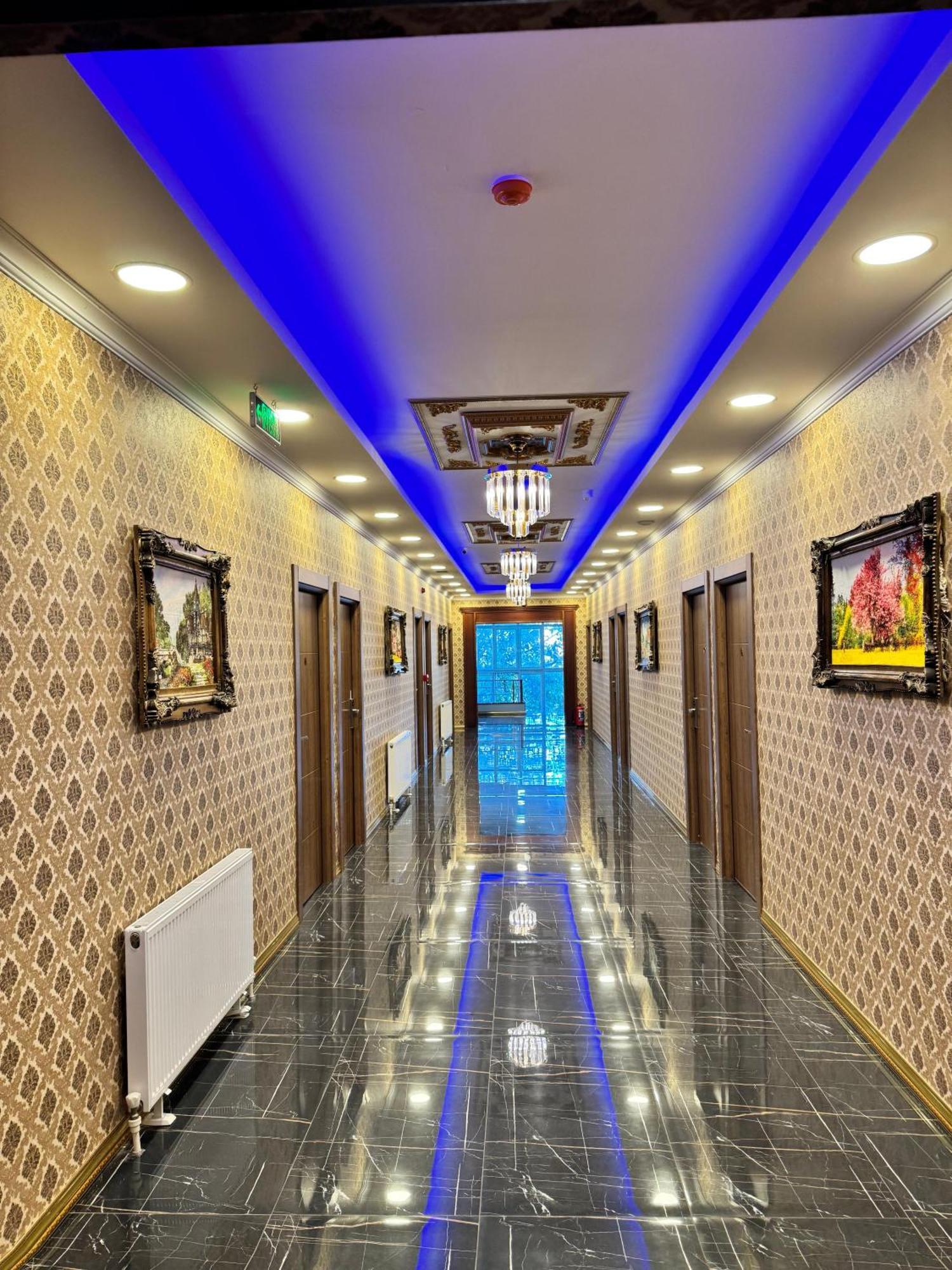 Grand Ararat Hotel Istanboel Buitenkant foto