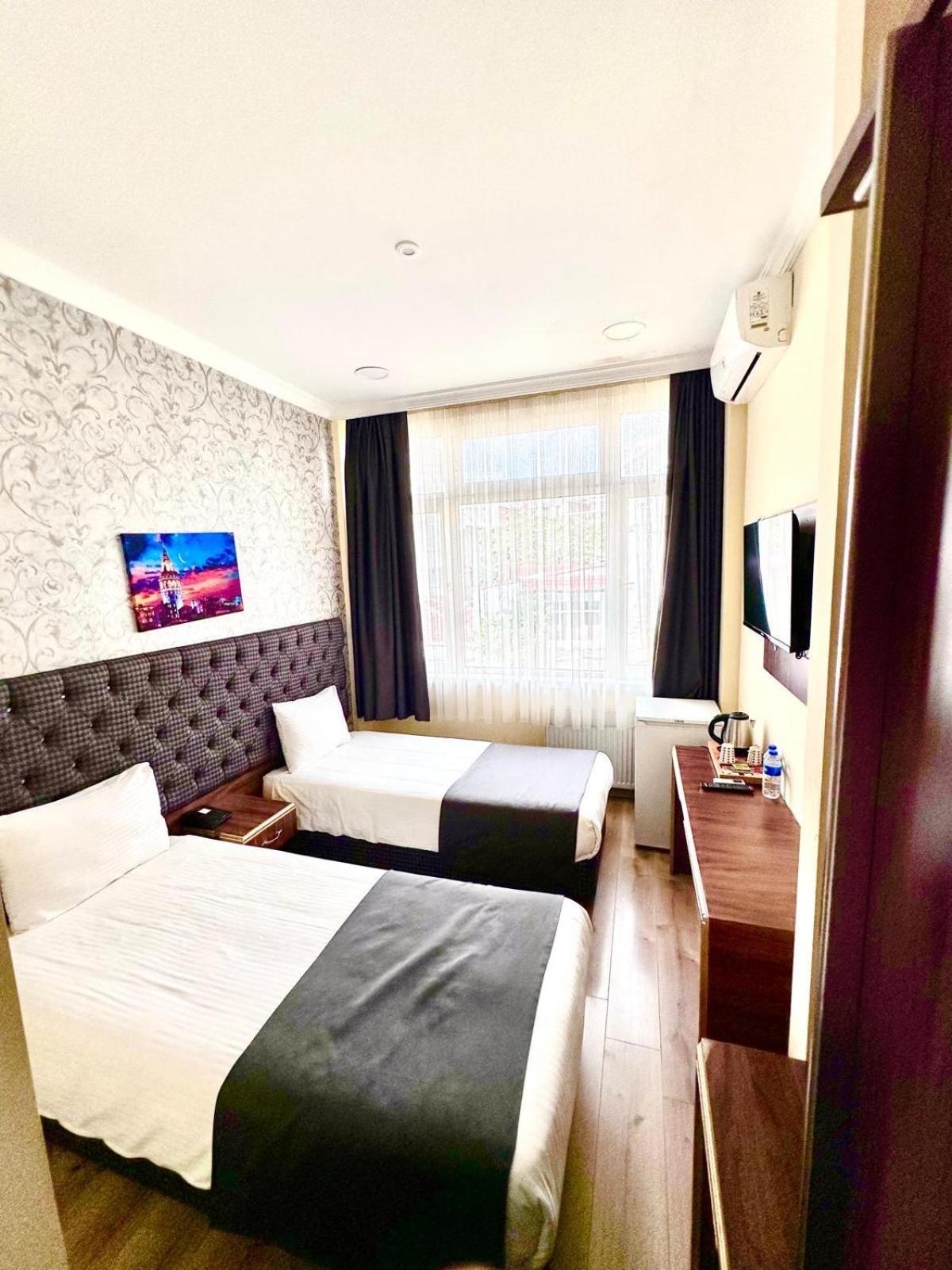 Grand Ararat Hotel Istanboel Buitenkant foto